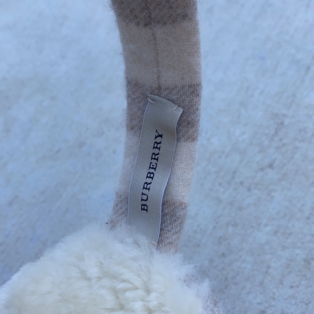 Burberry Plaids Cashmere Ear Muffs - Picture 3 of 8